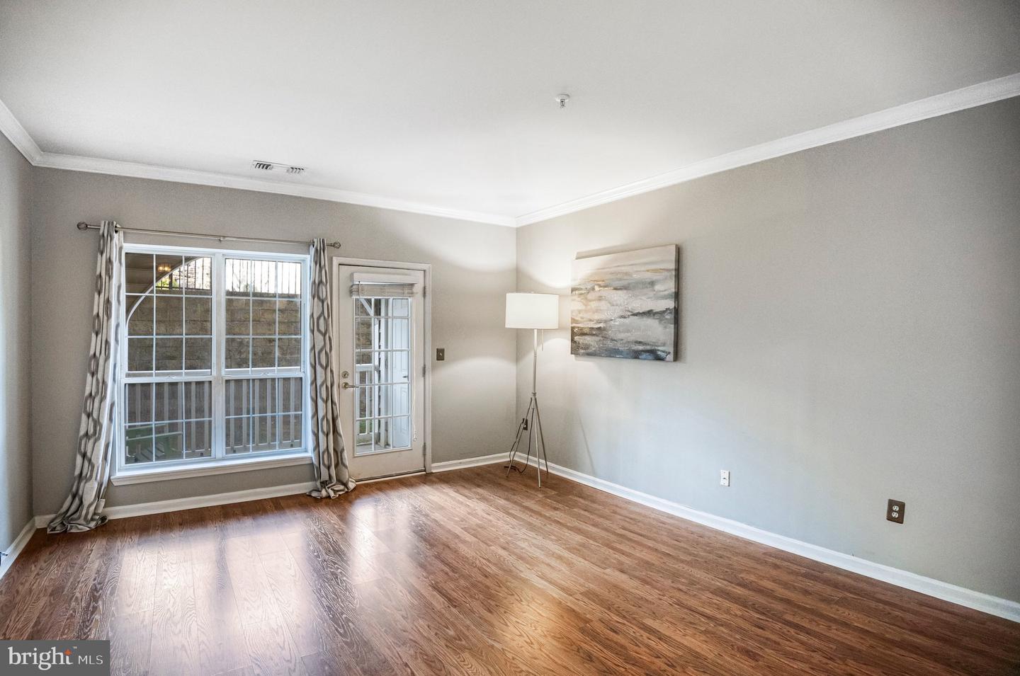 4560 STRUTFIELD LN #1110, ALEXANDRIA, Virginia 22311, 1 Bedroom Bedrooms, ,1 BathroomBathrooms,Residential,For sale,4560 STRUTFIELD LN #1110,VAAX2053152 MLS # VAAX2053152 4560 STRUTFIELD LN #1110, ALEXANDRIA, Virginia 22311, 1 Bedroom Bedrooms, ,1 BathroomBathrooms,Residential,For sale,4560 STRUTFIELD LN #1110,VAAX2053152 MLS # VAAX2053152