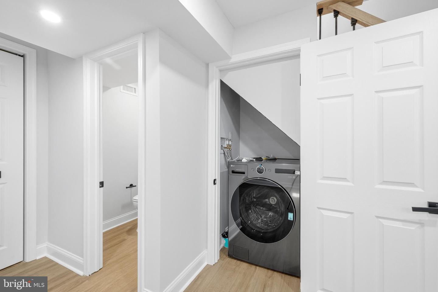 334 NICHOLSON ST NE, WASHINGTON, District Of Columbia 20011, 3 Bedrooms Bedrooms, 6 Rooms Rooms,2 BathroomsBathrooms,Residential,For sale,334 NICHOLSON ST NE,DCDC2241478 MLS # DCDC2241478