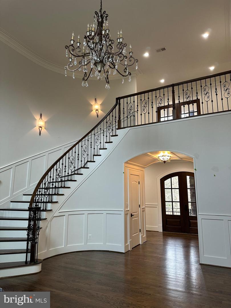 4147 OLD COLUMBIA PIKE, ANNANDALE, Virginia 22003, 6 Bedrooms Bedrooms, ,6 BathroomsBathrooms,Residential,For sale,4147 OLD COLUMBIA PIKE,VAFX2285884 MLS # VAFX2285884