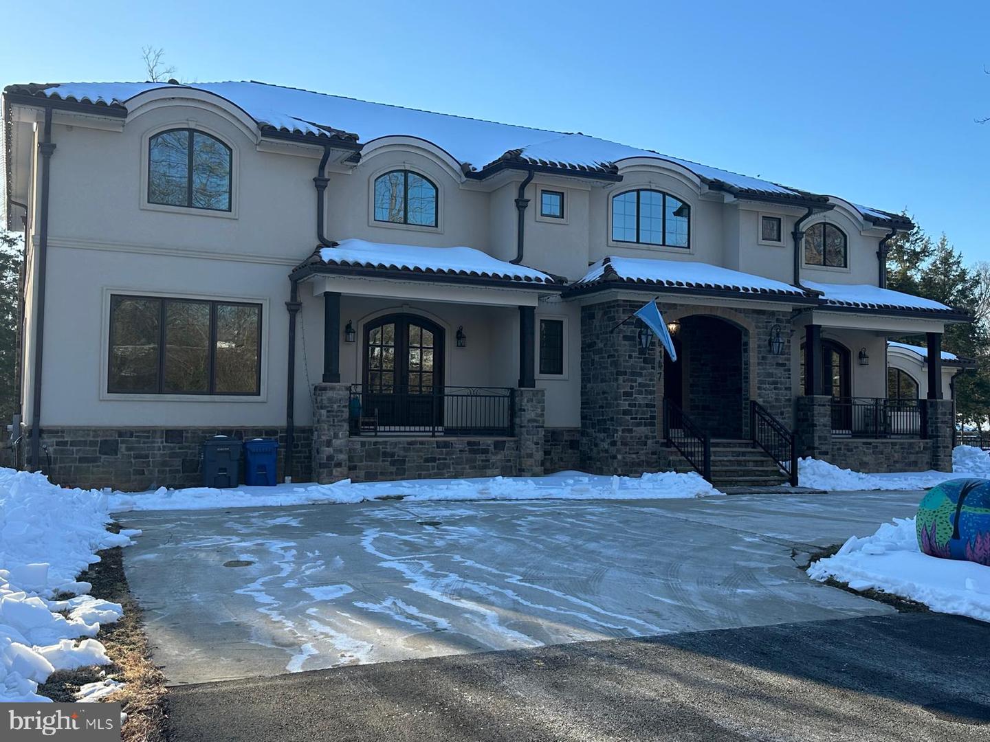 4147 OLD COLUMBIA PIKE, ANNANDALE, Virginia 22003, 6 Bedrooms Bedrooms, ,6 BathroomsBathrooms,Residential,For sale,4147 OLD COLUMBIA PIKE,VAFX2285884 MLS # VAFX2285884