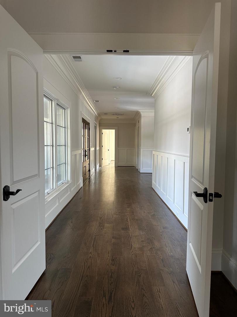 4147 OLD COLUMBIA PIKE, ANNANDALE, Virginia 22003, 6 Bedrooms Bedrooms, ,6 BathroomsBathrooms,Residential,For sale,4147 OLD COLUMBIA PIKE,VAFX2285884 MLS # VAFX2285884