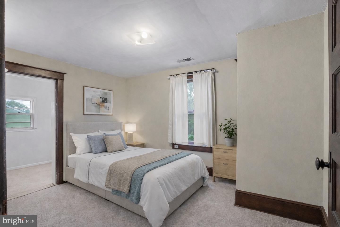 200 S ORCHARD DR, PURCELLVILLE, Virginia 20132, 4 Bedrooms Bedrooms, 12 Rooms Rooms,2 BathroomsBathrooms,Residential,For sale,200 S ORCHARD DR,VALO2114152 MLS # VALO2114152