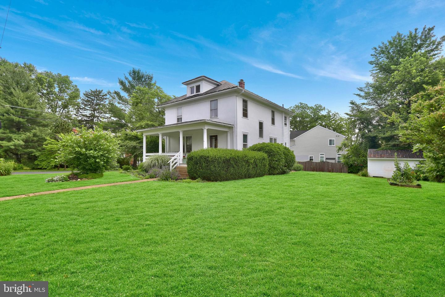 200 S ORCHARD DR, PURCELLVILLE, Virginia 20132, 4 Bedrooms Bedrooms, 12 Rooms Rooms,2 BathroomsBathrooms,Residential,For sale,200 S ORCHARD DR,VALO2114152 MLS # VALO2114152