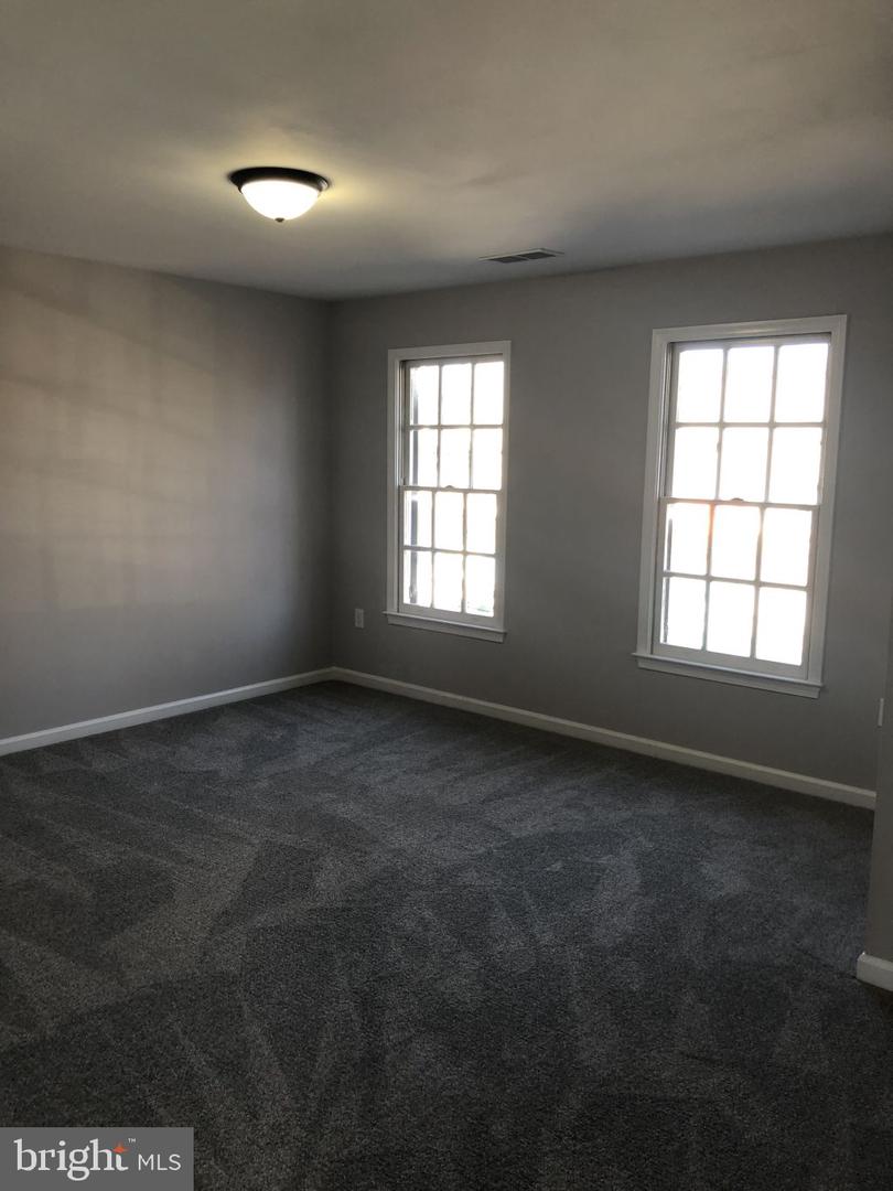 19 W GERMAIN ST, WINCHESTER, Virginia 22601, 3 Bedrooms Bedrooms, ,1 BathroomBathrooms,Residential,For sale,19 W GERMAIN ST,VAWI2009802 MLS # VAWI2009802