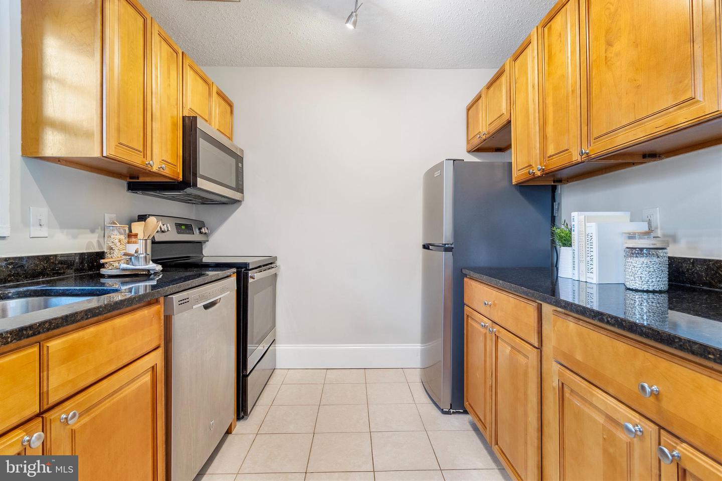 1602 W ABINGDON DR #201, ALEXANDRIA, Virginia 22314, 1 Bedroom Bedrooms, ,1 BathroomBathrooms,Residential,For sale,1602 W ABINGDON DR #201,VAAX2053314 MLS # VAAX2053314 1602 W ABINGDON DR #201, ALEXANDRIA, Virginia 22314, 1 Bedroom Bedrooms, ,1 BathroomBathrooms,Residential,For sale,1602 W ABINGDON DR #201,VAAX2053314 MLS # VAAX2053314