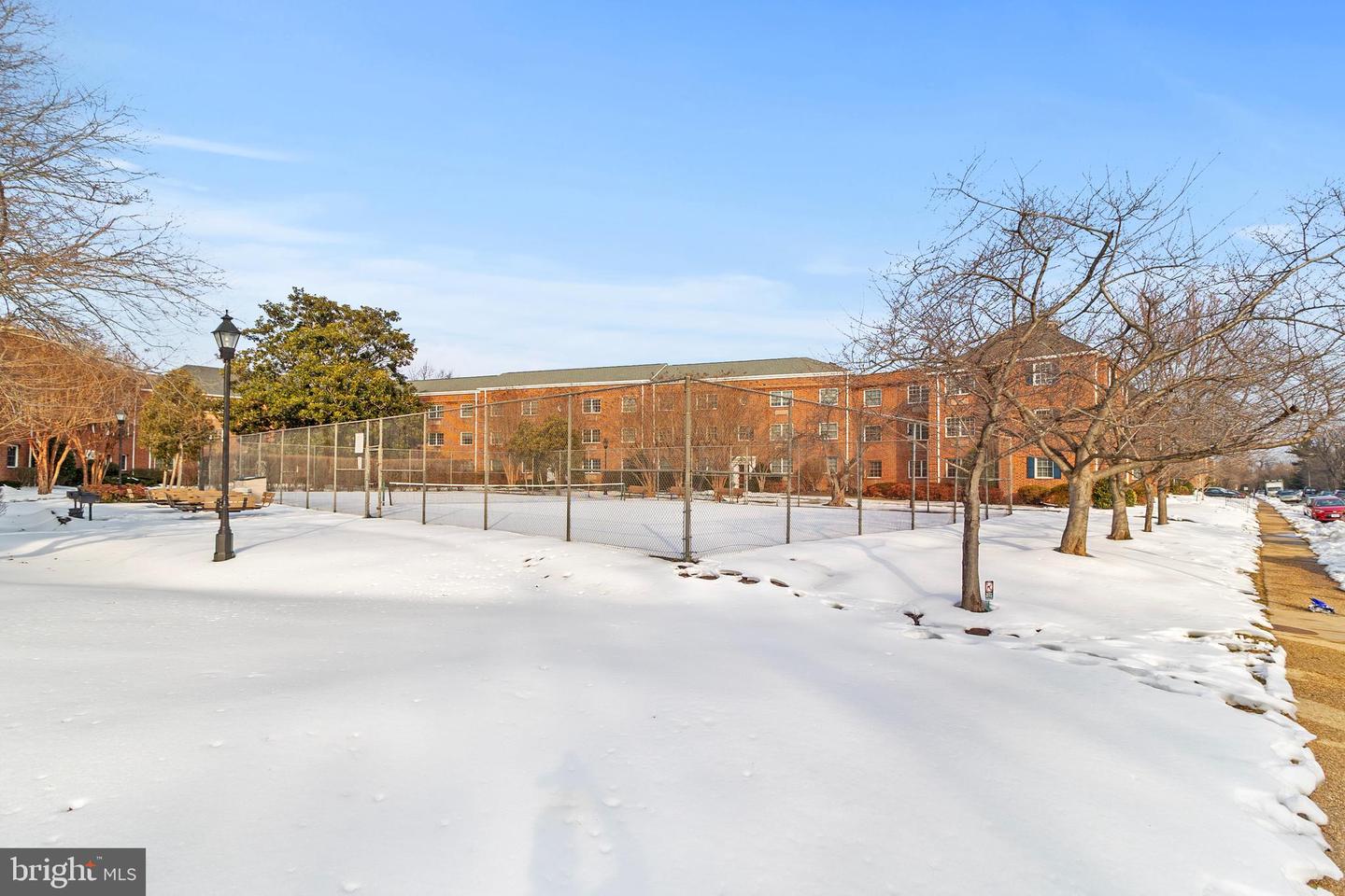 1602 W ABINGDON DR #201, ALEXANDRIA, Virginia 22314, 1 Bedroom Bedrooms, ,1 BathroomBathrooms,Residential,For sale,1602 W ABINGDON DR #201,VAAX2053314 MLS # VAAX2053314 1602 W ABINGDON DR #201, ALEXANDRIA, Virginia 22314, 1 Bedroom Bedrooms, ,1 BathroomBathrooms,Residential,For sale,1602 W ABINGDON DR #201,VAAX2053314 MLS # VAAX2053314