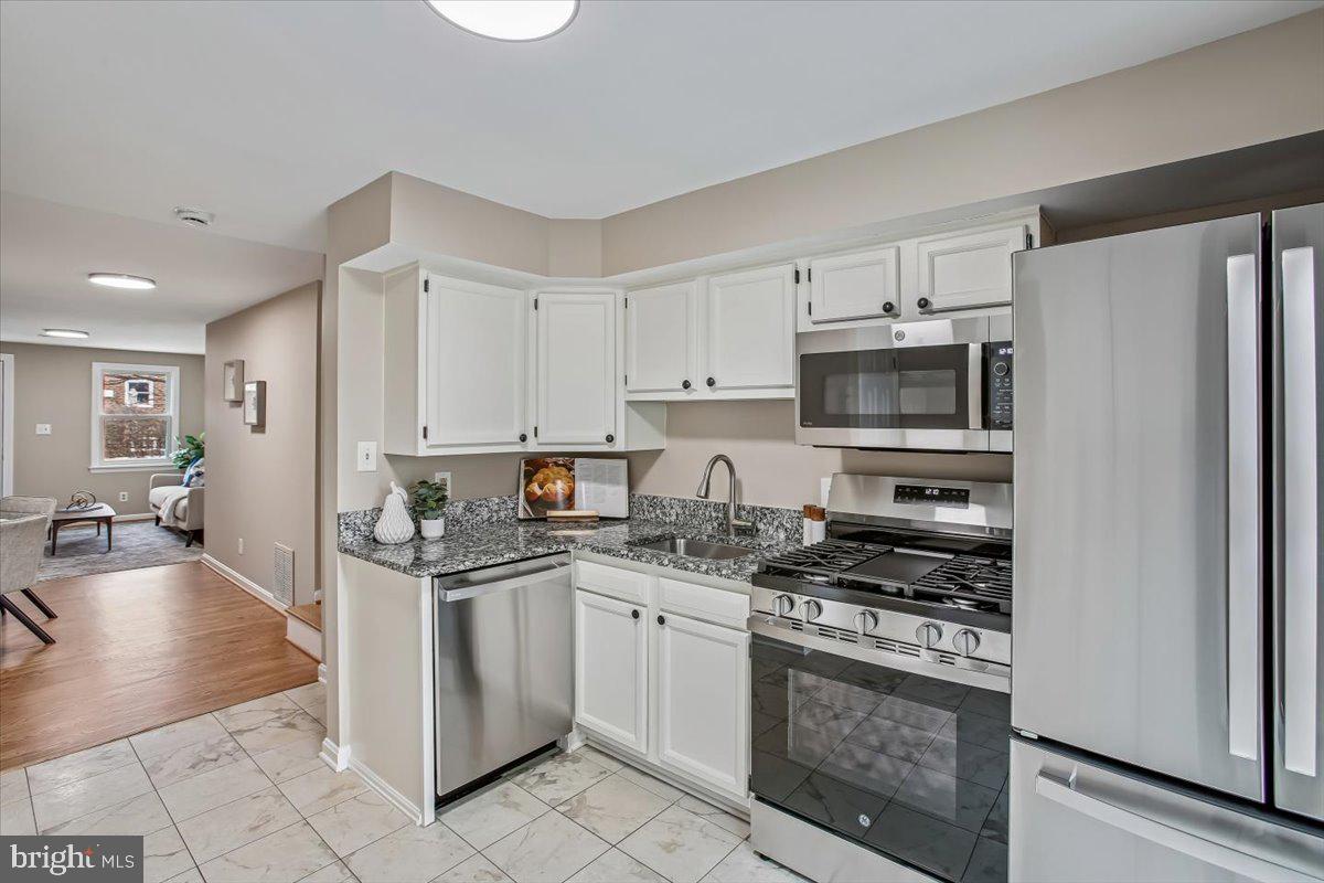 1118 PRINCESS ST, ALEXANDRIA, Virginia 22314, 2 Bedrooms Bedrooms, ,1 BathroomBathrooms,Residential,For sale,1118 PRINCESS ST,VAAX2053328 MLS # VAAX2053328