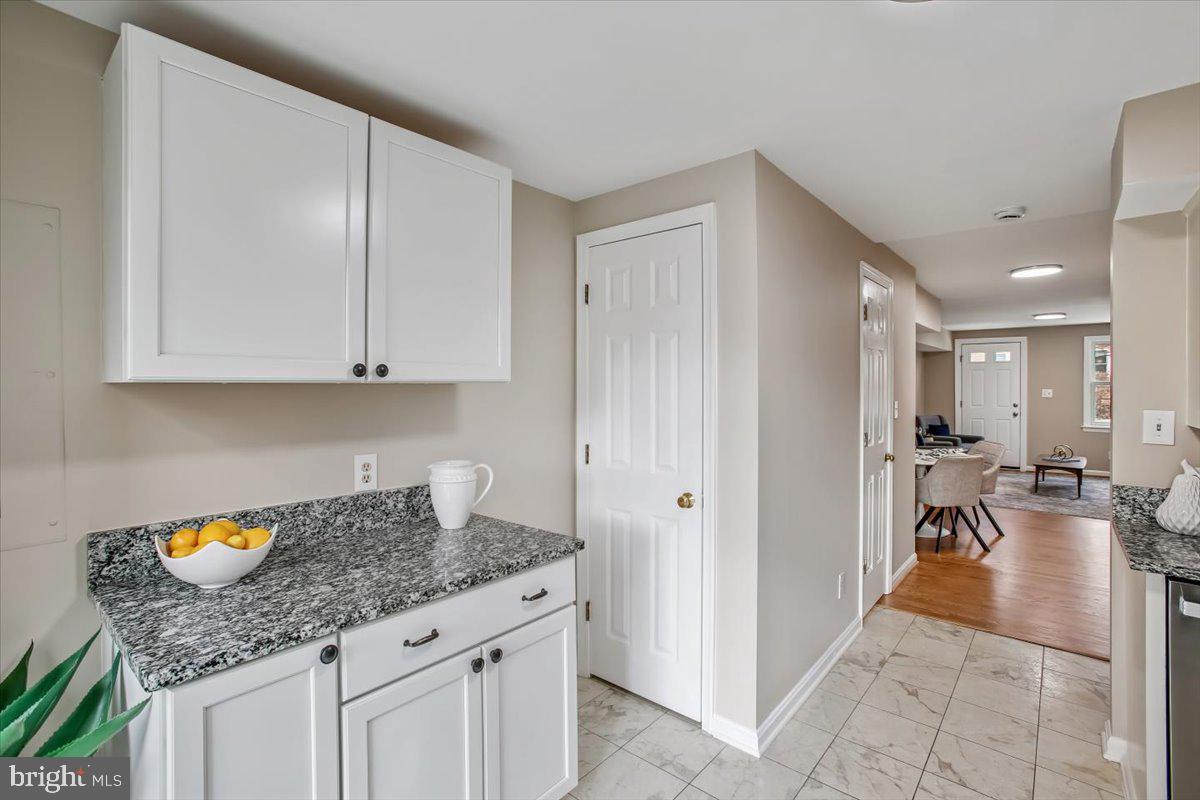 1118 PRINCESS ST, ALEXANDRIA, Virginia 22314, 2 Bedrooms Bedrooms, ,1 BathroomBathrooms,Residential,For sale,1118 PRINCESS ST,VAAX2053328 MLS # VAAX2053328