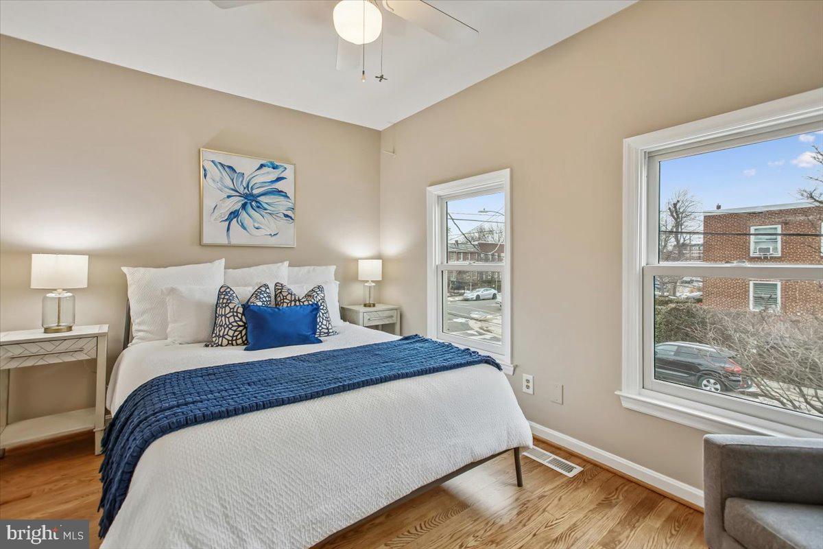 1118 PRINCESS ST, ALEXANDRIA, Virginia 22314, 2 Bedrooms Bedrooms, ,1 BathroomBathrooms,Residential,For sale,1118 PRINCESS ST,VAAX2053328 MLS # VAAX2053328