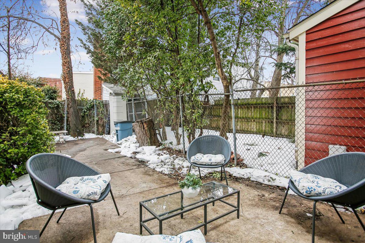 1118 PRINCESS ST, ALEXANDRIA, Virginia 22314, 2 Bedrooms Bedrooms, ,1 BathroomBathrooms,Residential,For sale,1118 PRINCESS ST,VAAX2053328 MLS # VAAX2053328