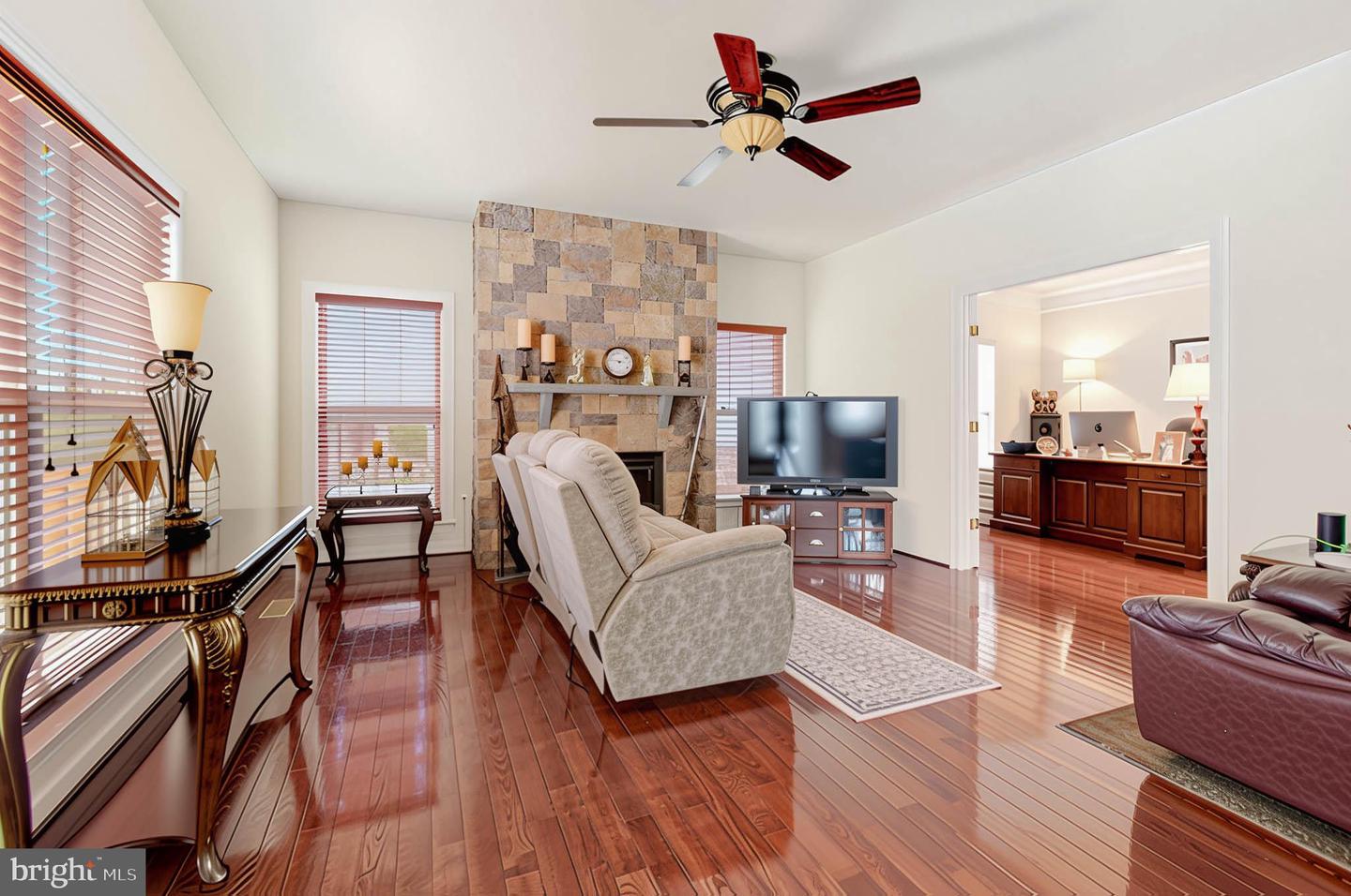 113 ROSEVILLE CT, BOYCE, Virginia 22620, 5 Bedrooms Bedrooms, ,4 BathroomsBathrooms,Residential,For sale,113 ROSEVILLE CT,VACL2006352 MLS # VACL2006352