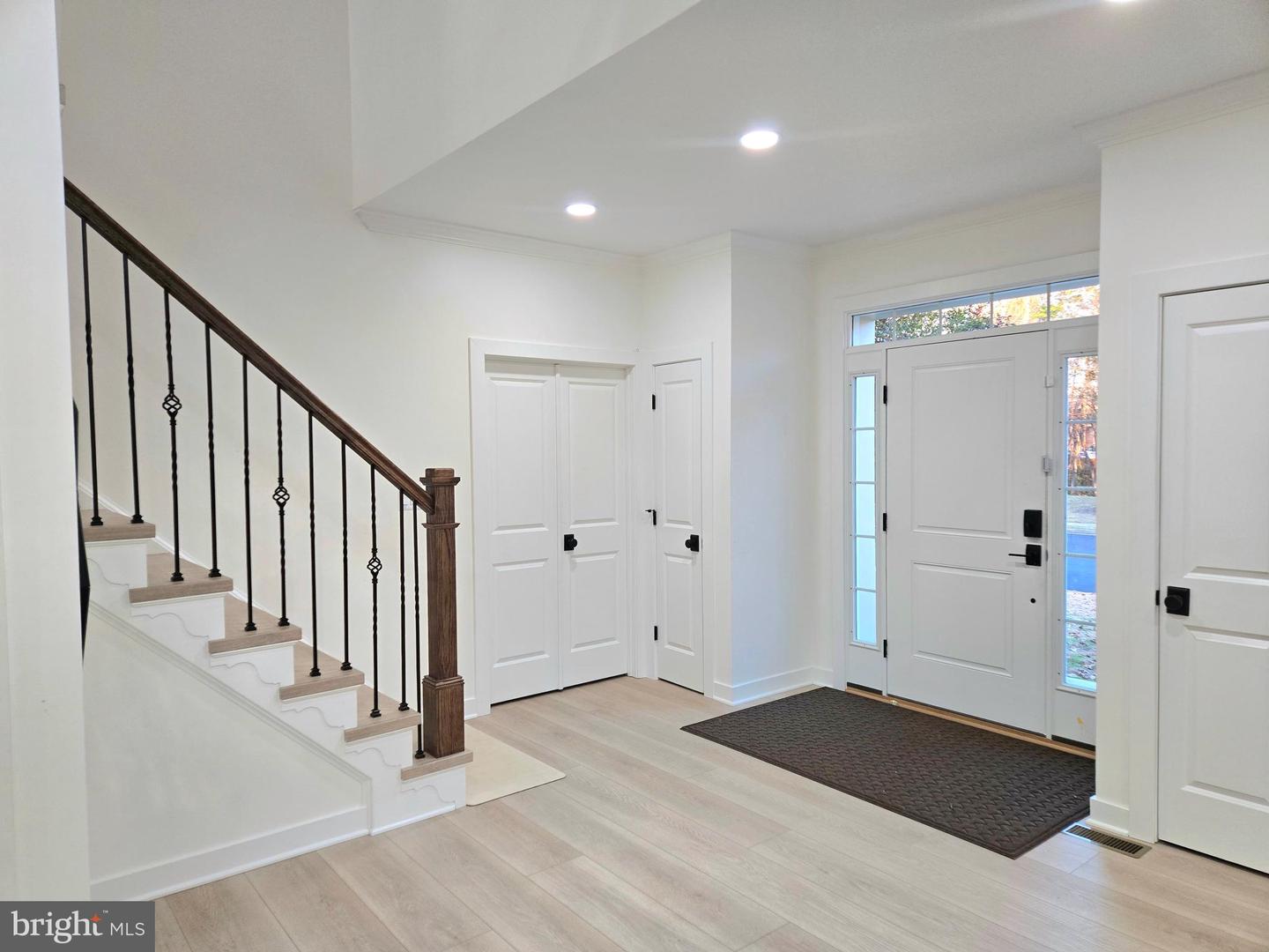 4702 LEIGHFIELD VALLEY DR, CHANTILLY, Virginia 20151, 5 Bedrooms Bedrooms, ,5 BathroomsBathrooms,Residential,For sale,4702 LEIGHFIELD VALLEY DR,VAFX2287164 MLS # VAFX2287164