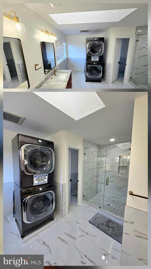 4702 LEIGHFIELD VALLEY DR, CHANTILLY, Virginia 20151, 5 Bedrooms Bedrooms, ,5 BathroomsBathrooms,Residential,For sale,4702 LEIGHFIELD VALLEY DR,VAFX2287164 MLS # VAFX2287164