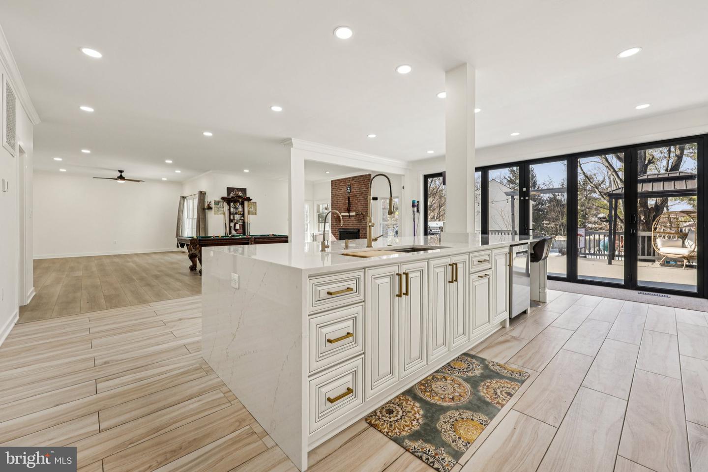 4702 LEIGHFIELD VALLEY DR, CHANTILLY, Virginia 20151, 5 Bedrooms Bedrooms, ,5 BathroomsBathrooms,Residential,For sale,4702 LEIGHFIELD VALLEY DR,VAFX2287164 MLS # VAFX2287164