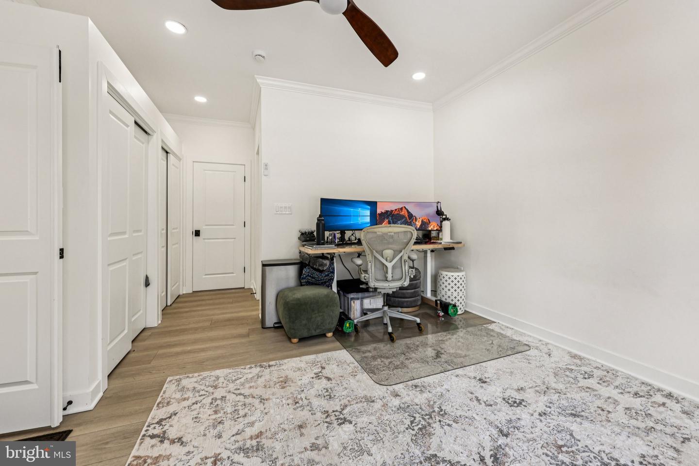 4702 LEIGHFIELD VALLEY DR, CHANTILLY, Virginia 20151, 5 Bedrooms Bedrooms, ,5 BathroomsBathrooms,Residential,For sale,4702 LEIGHFIELD VALLEY DR,VAFX2287164 MLS # VAFX2287164