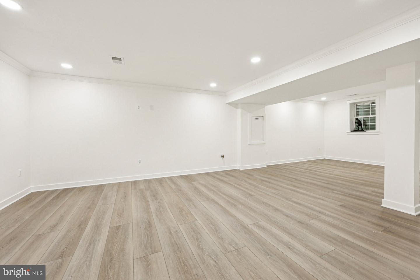 4702 LEIGHFIELD VALLEY DR, CHANTILLY, Virginia 20151, 5 Bedrooms Bedrooms, ,5 BathroomsBathrooms,Residential,For sale,4702 LEIGHFIELD VALLEY DR,VAFX2287164 MLS # VAFX2287164