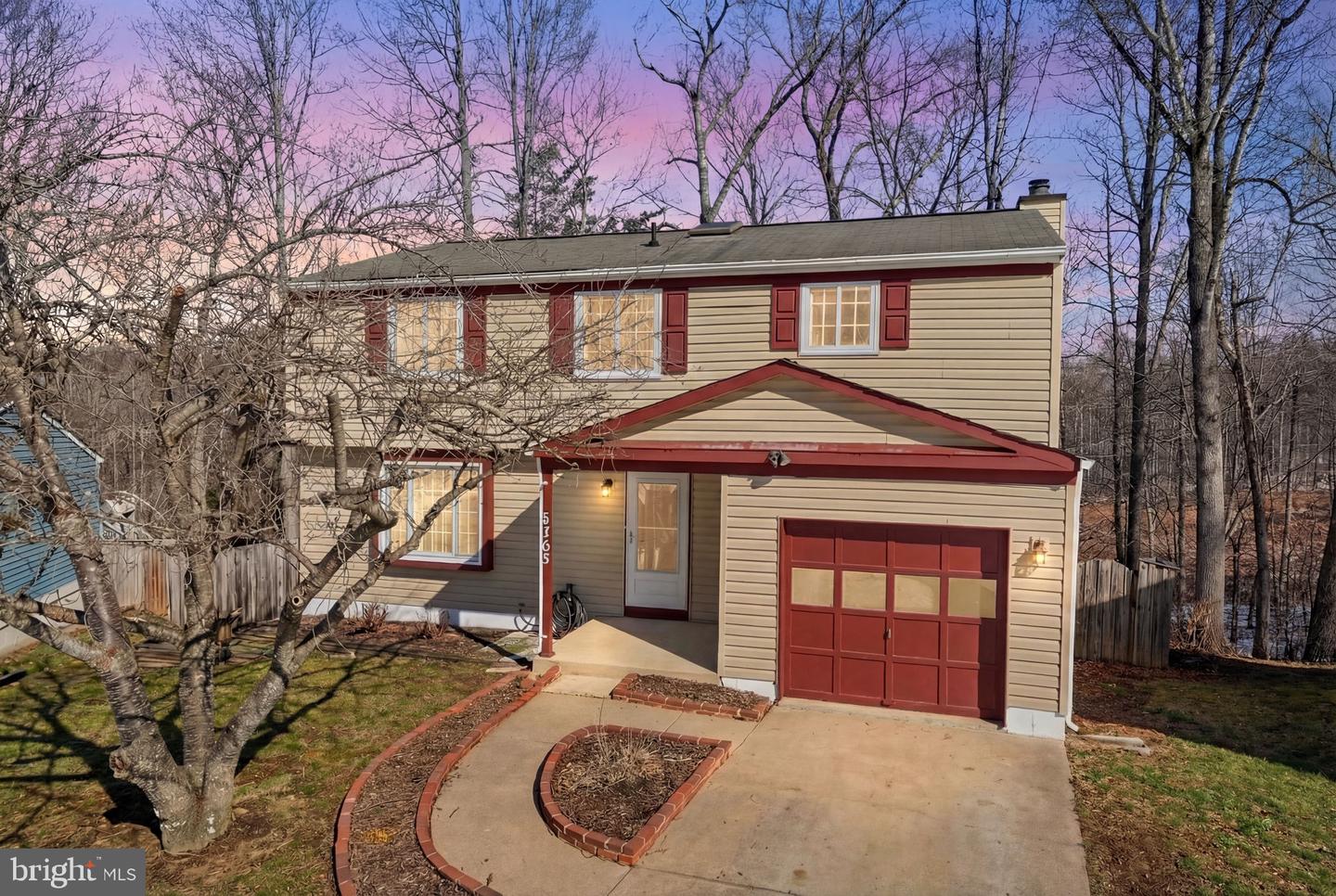 8303 WHITE STAR CT, SPRINGFIELD, Virginia 22153, 4 Bedrooms Bedrooms, ,3 BathroomsBathrooms,Residential,For sale,8303 WHITE STAR CT,VAFX2287170 MLS # VAFX2287170