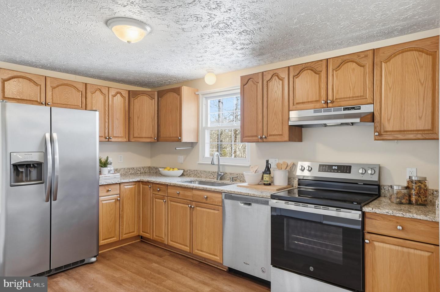 8303 WHITE STAR CT, SPRINGFIELD, Virginia 22153, 4 Bedrooms Bedrooms, ,3 BathroomsBathrooms,Residential,For sale,8303 WHITE STAR CT,VAFX2287170 MLS # VAFX2287170