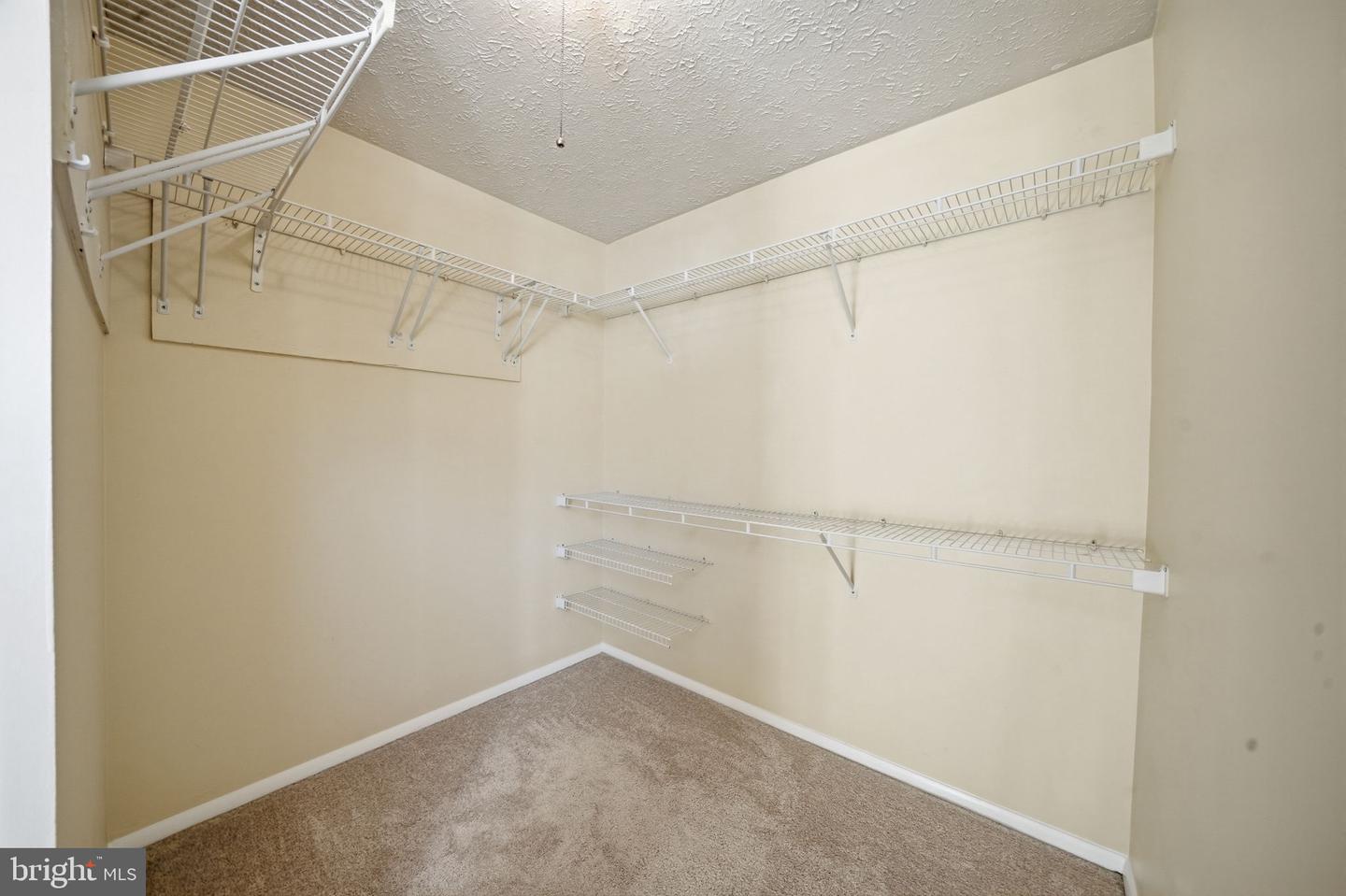 8303 WHITE STAR CT, SPRINGFIELD, Virginia 22153, 4 Bedrooms Bedrooms, ,3 BathroomsBathrooms,Residential,For sale,8303 WHITE STAR CT,VAFX2287170 MLS # VAFX2287170