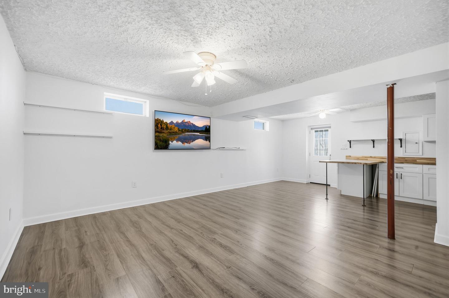 8303 WHITE STAR CT, SPRINGFIELD, Virginia 22153, 4 Bedrooms Bedrooms, ,3 BathroomsBathrooms,Residential,For sale,8303 WHITE STAR CT,VAFX2287170 MLS # VAFX2287170