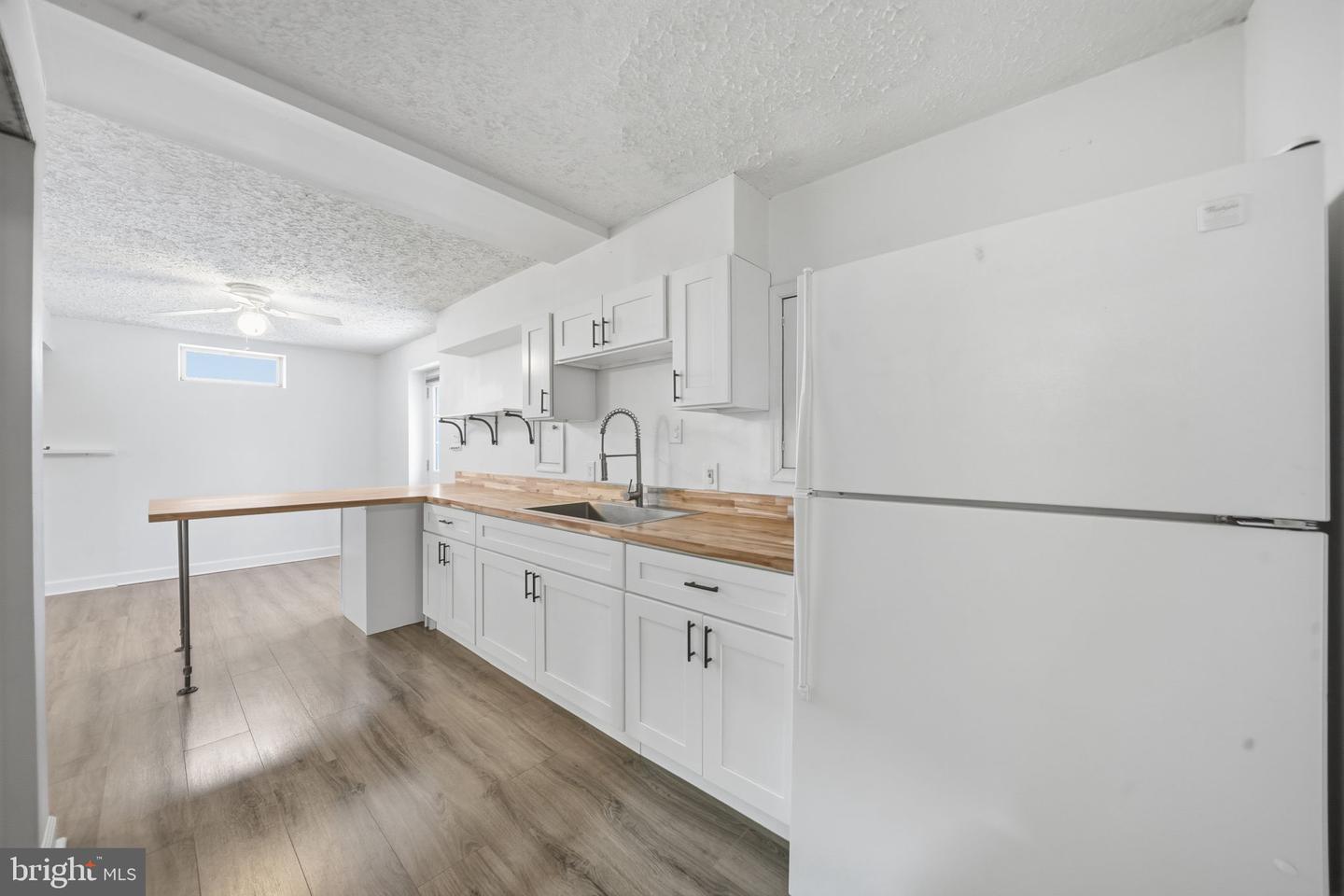 8303 WHITE STAR CT, SPRINGFIELD, Virginia 22153, 4 Bedrooms Bedrooms, ,3 BathroomsBathrooms,Residential,For sale,8303 WHITE STAR CT,VAFX2287170 MLS # VAFX2287170