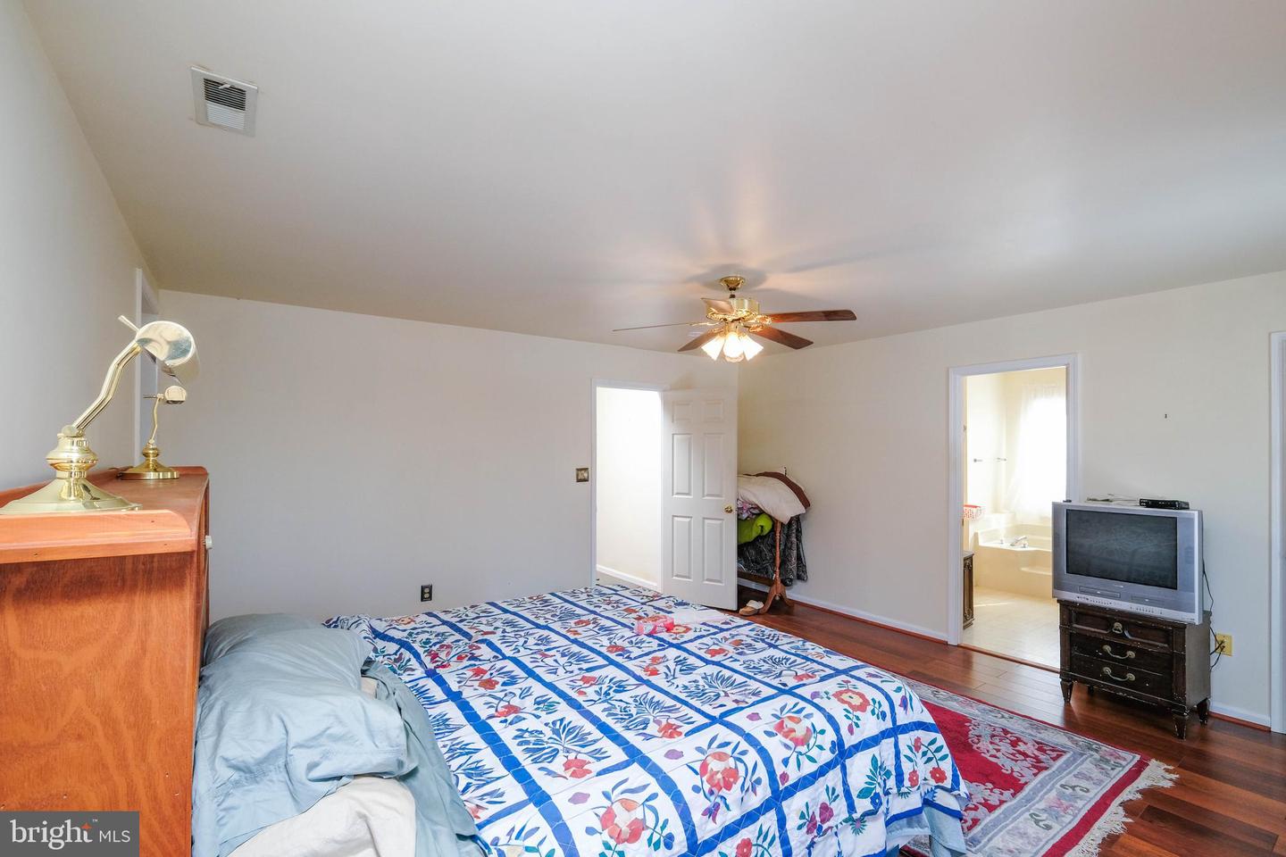 180 GOLDFINCH LN, GORE, Virginia 22637, 4 Bedrooms Bedrooms, ,3 BathroomsBathrooms,Residential,For sale,180 GOLDFINCH LN,VAFV2039186 MLS # VAFV2039186