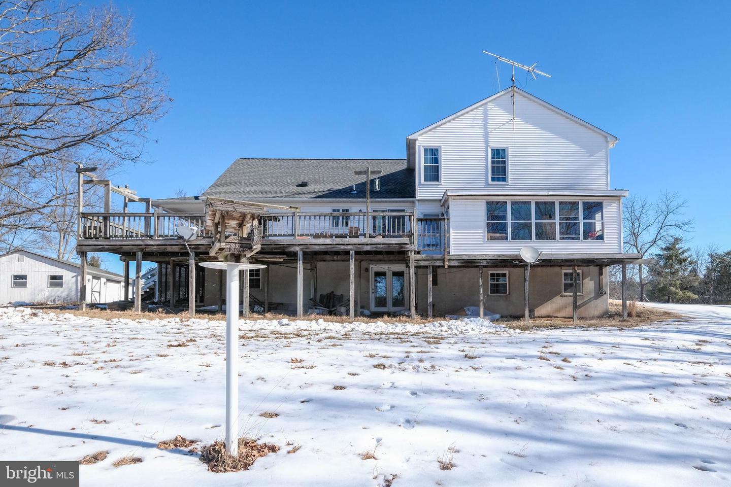 180 GOLDFINCH LN, GORE, Virginia 22637, 4 Bedrooms Bedrooms, ,3 BathroomsBathrooms,Residential,For sale,180 GOLDFINCH LN,VAFV2039186 MLS # VAFV2039186