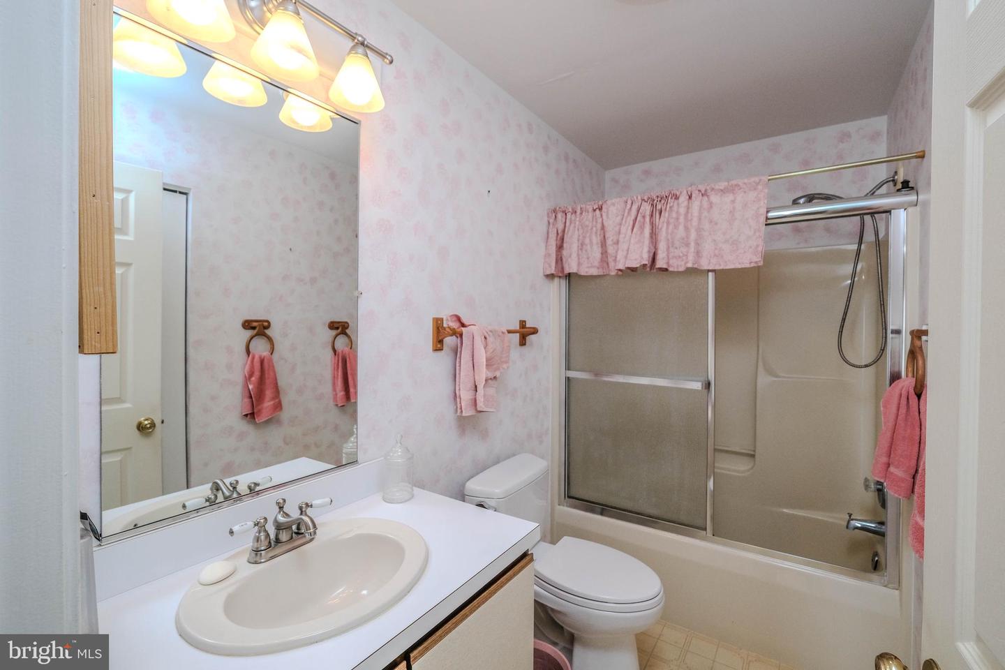 180 GOLDFINCH LN, GORE, Virginia 22637, 4 Bedrooms Bedrooms, ,3 BathroomsBathrooms,Residential,For sale,180 GOLDFINCH LN,VAFV2039186 MLS # VAFV2039186