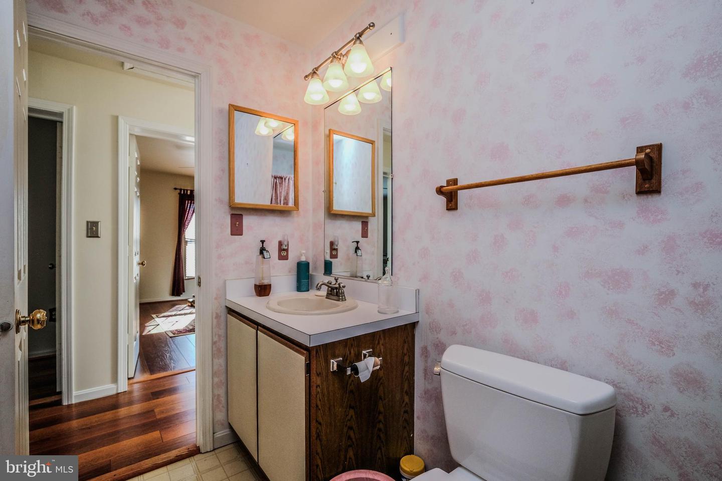 180 GOLDFINCH LN, GORE, Virginia 22637, 4 Bedrooms Bedrooms, ,3 BathroomsBathrooms,Residential,For sale,180 GOLDFINCH LN,VAFV2039186 MLS # VAFV2039186