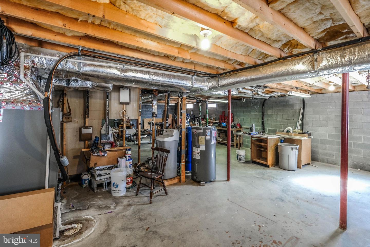 180 GOLDFINCH LN, GORE, Virginia 22637, 4 Bedrooms Bedrooms, ,3 BathroomsBathrooms,Residential,For sale,180 GOLDFINCH LN,VAFV2039186 MLS # VAFV2039186