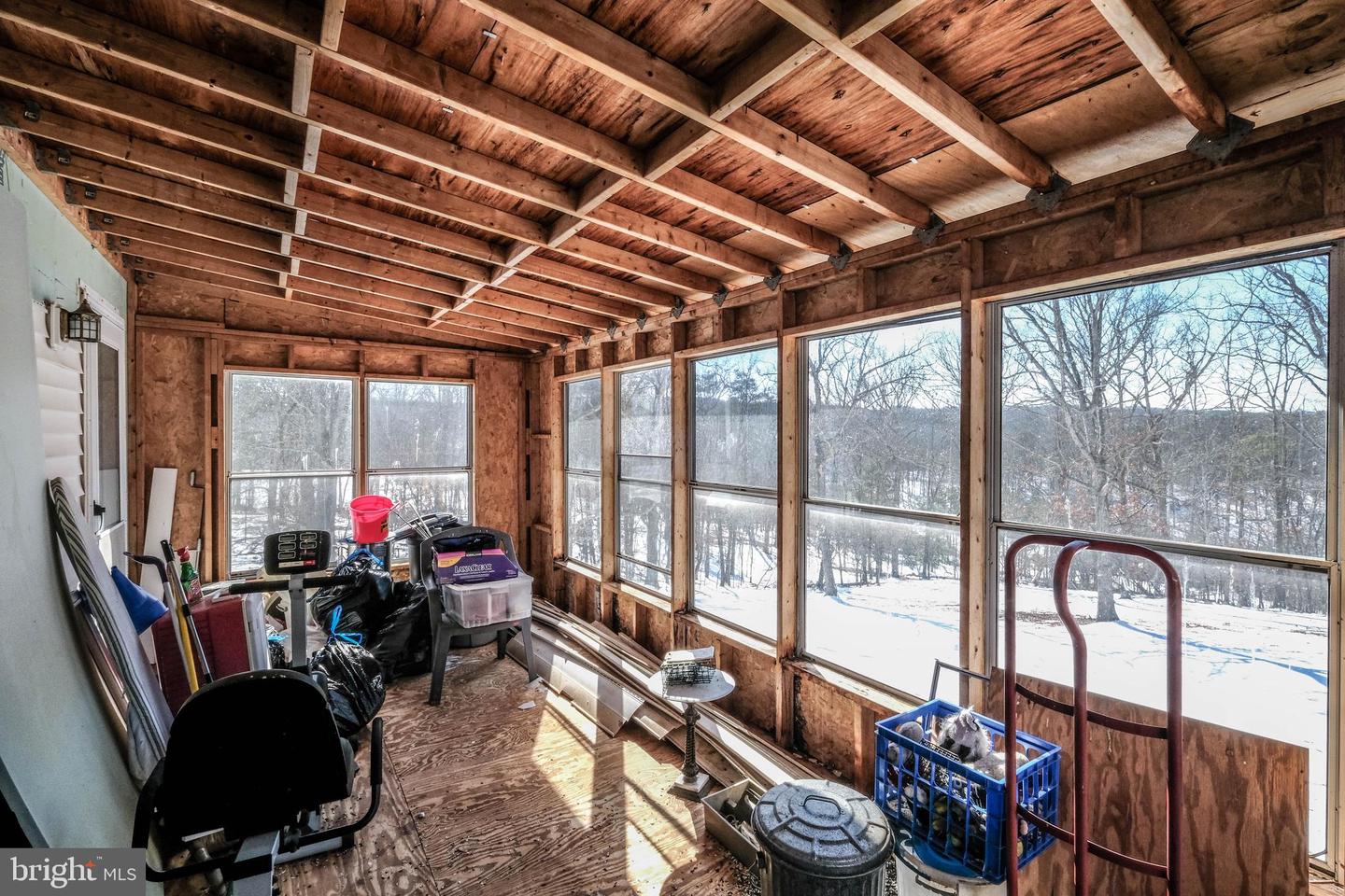 180 GOLDFINCH LN, GORE, Virginia 22637, 4 Bedrooms Bedrooms, ,3 BathroomsBathrooms,Residential,For sale,180 GOLDFINCH LN,VAFV2039186 MLS # VAFV2039186