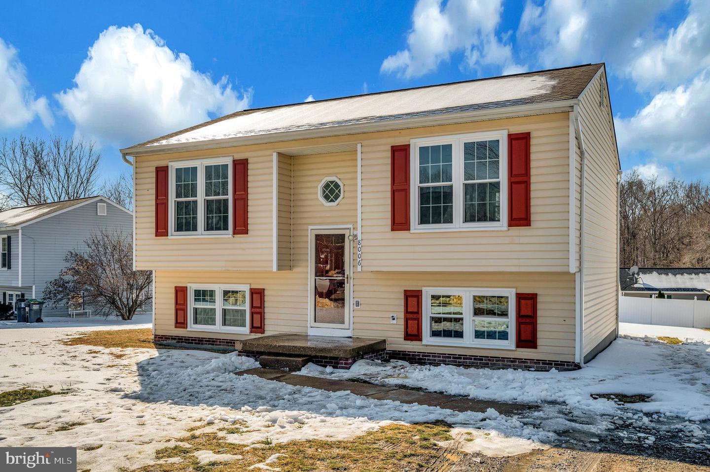 8006 BLOSSOM WOOD CT, FREDERICKSBURG, Virginia 22407, 3 Bedrooms Bedrooms, ,2 BathroomsBathrooms,Residential,For sale,8006 BLOSSOM WOOD CT,VASP2038848 MLS # VASP2038848