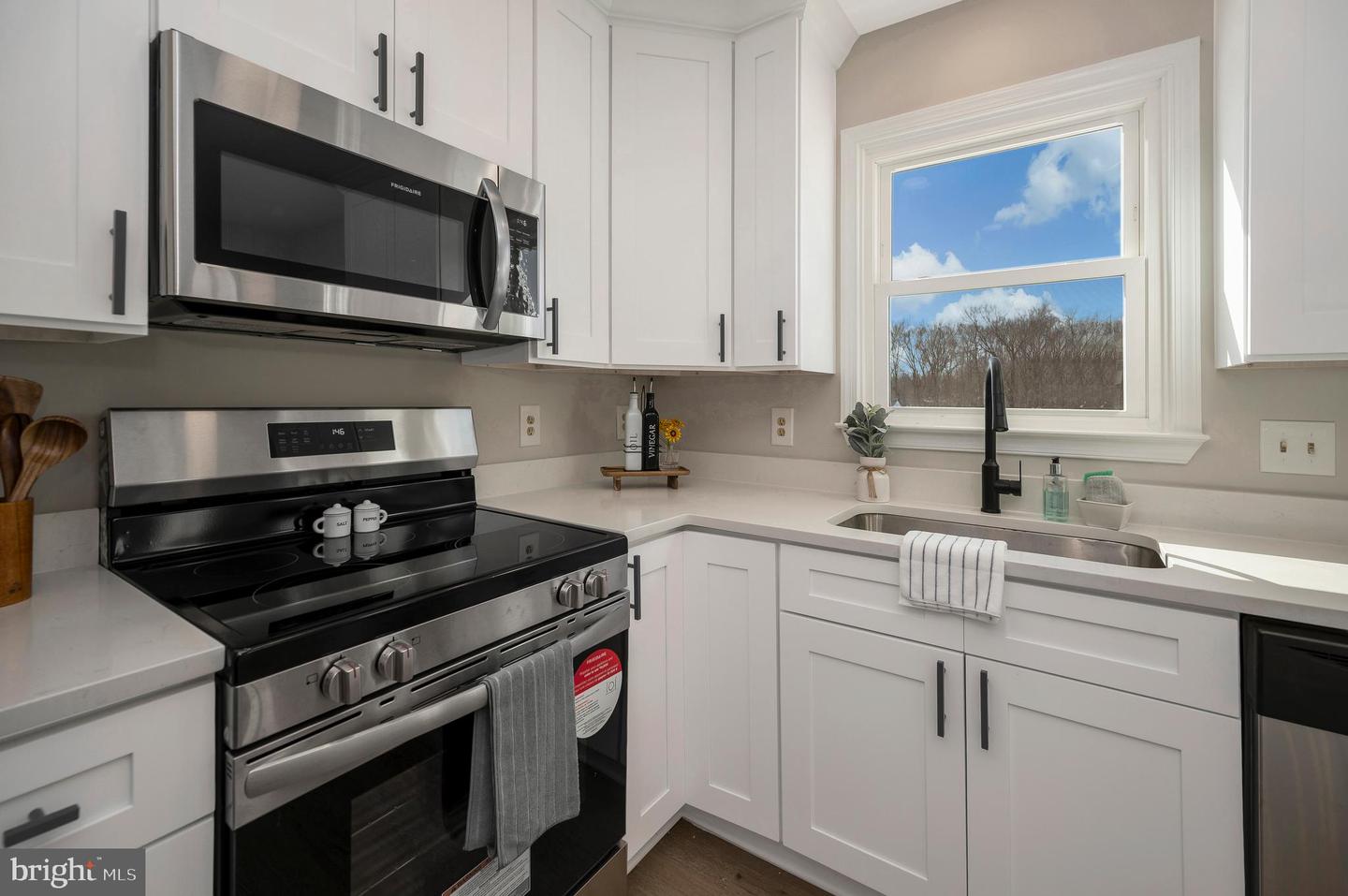 8006 BLOSSOM WOOD CT, FREDERICKSBURG, Virginia 22407, 3 Bedrooms Bedrooms, ,2 BathroomsBathrooms,Residential,For sale,8006 BLOSSOM WOOD CT,VASP2038848 MLS # VASP2038848