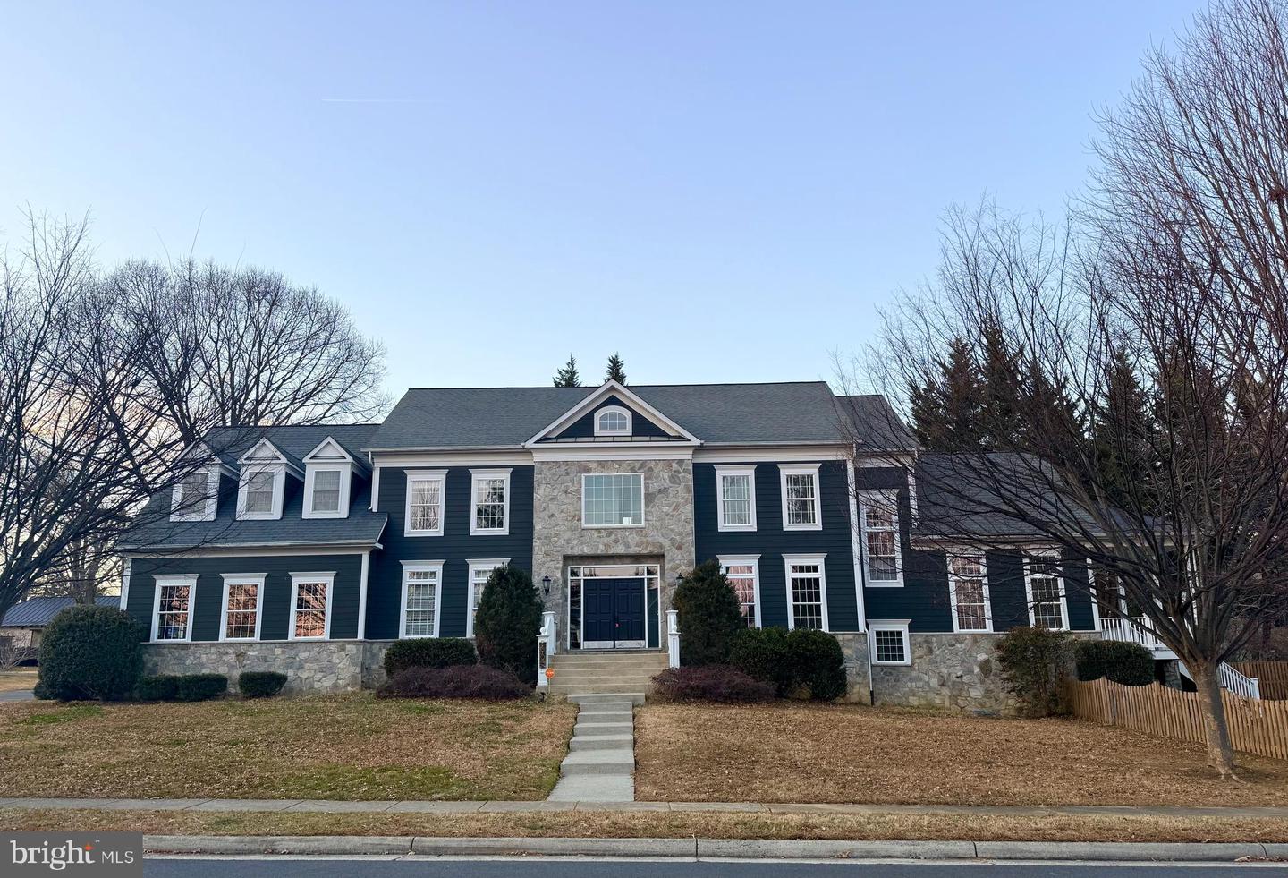 2905 HIBBARD ST, OAKTON, Virginia 22124, 5 Bedrooms Bedrooms, ,4 BathroomsBathrooms,Residential,For sale,2905 HIBBARD ST,VAFX2287490 MLS # VAFX2287490