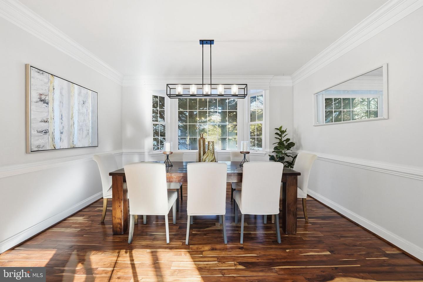 2905 HIBBARD ST, OAKTON, Virginia 22124, 5 Bedrooms Bedrooms, ,4 BathroomsBathrooms,Residential,For sale,2905 HIBBARD ST,VAFX2287490 MLS # VAFX2287490