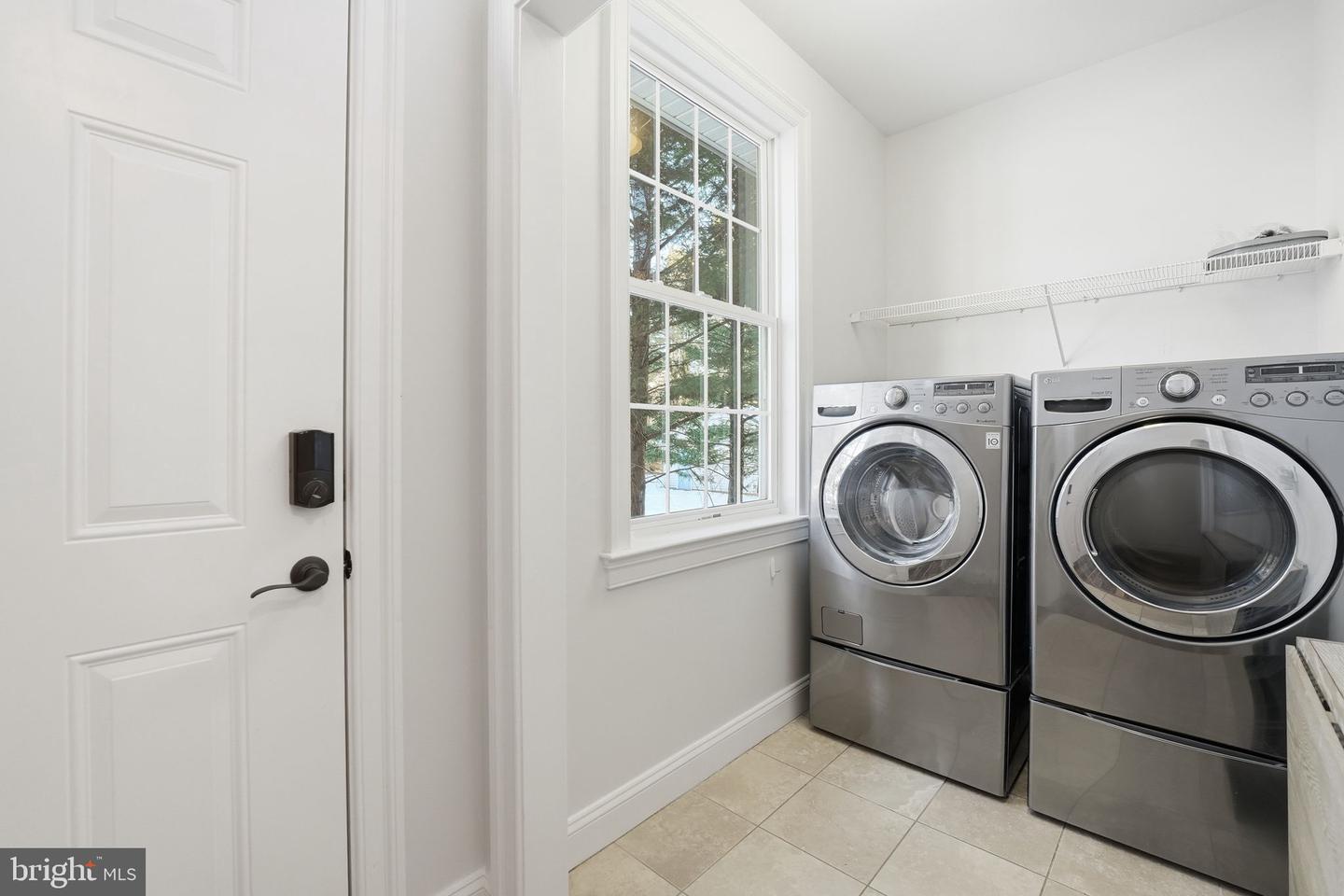 2905 HIBBARD ST, OAKTON, Virginia 22124, 5 Bedrooms Bedrooms, ,4 BathroomsBathrooms,Residential,For sale,2905 HIBBARD ST,VAFX2287490 MLS # VAFX2287490