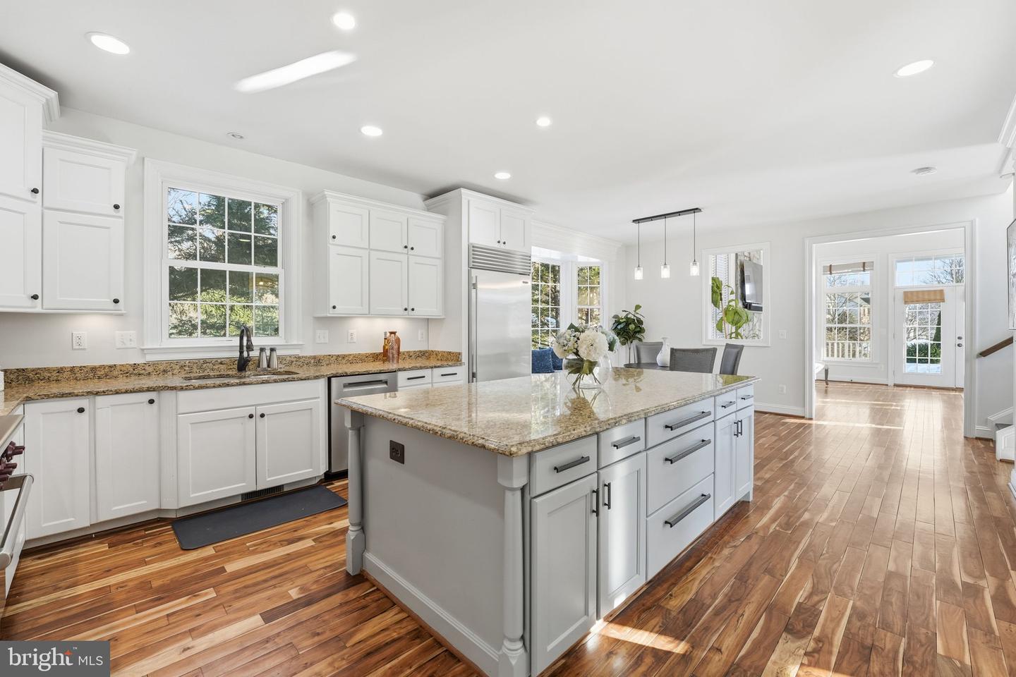 2905 HIBBARD ST, OAKTON, Virginia 22124, 5 Bedrooms Bedrooms, ,4 BathroomsBathrooms,Residential,For sale,2905 HIBBARD ST,VAFX2287490 MLS # VAFX2287490