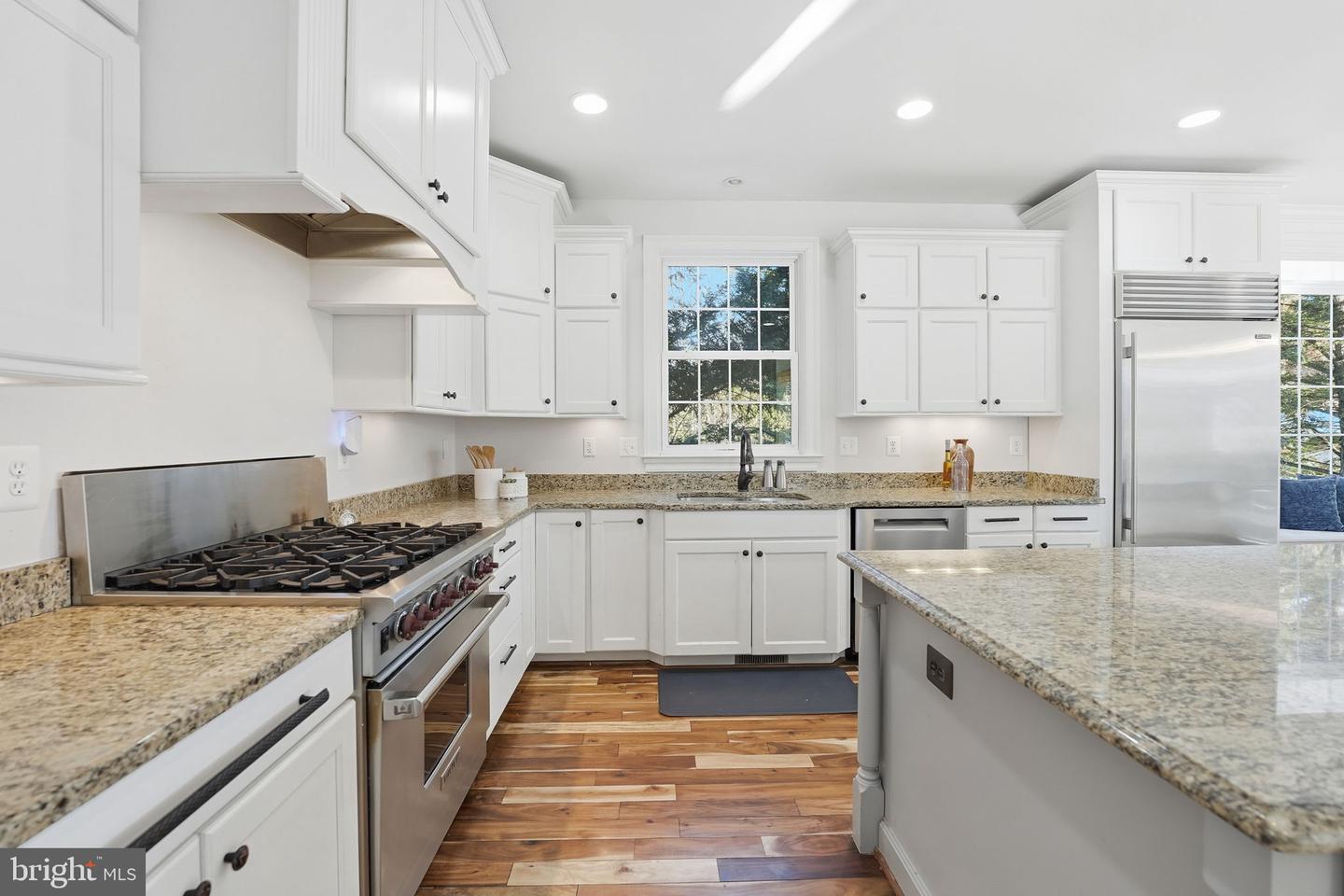 2905 HIBBARD ST, OAKTON, Virginia 22124, 5 Bedrooms Bedrooms, ,4 BathroomsBathrooms,Residential,For sale,2905 HIBBARD ST,VAFX2287490 MLS # VAFX2287490