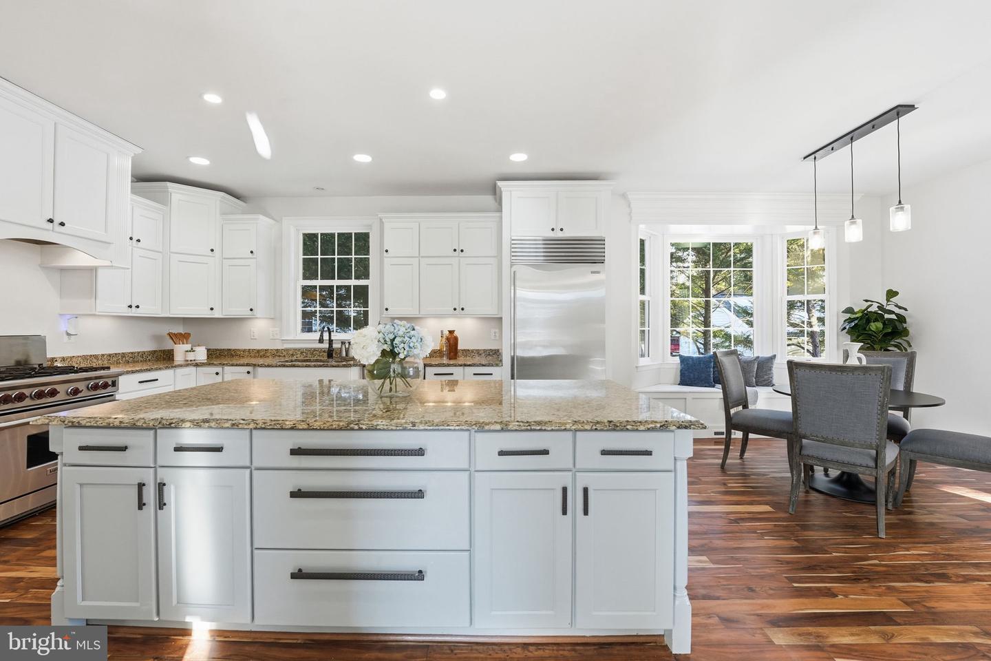 2905 HIBBARD ST, OAKTON, Virginia 22124, 5 Bedrooms Bedrooms, ,4 BathroomsBathrooms,Residential,For sale,2905 HIBBARD ST,VAFX2287490 MLS # VAFX2287490