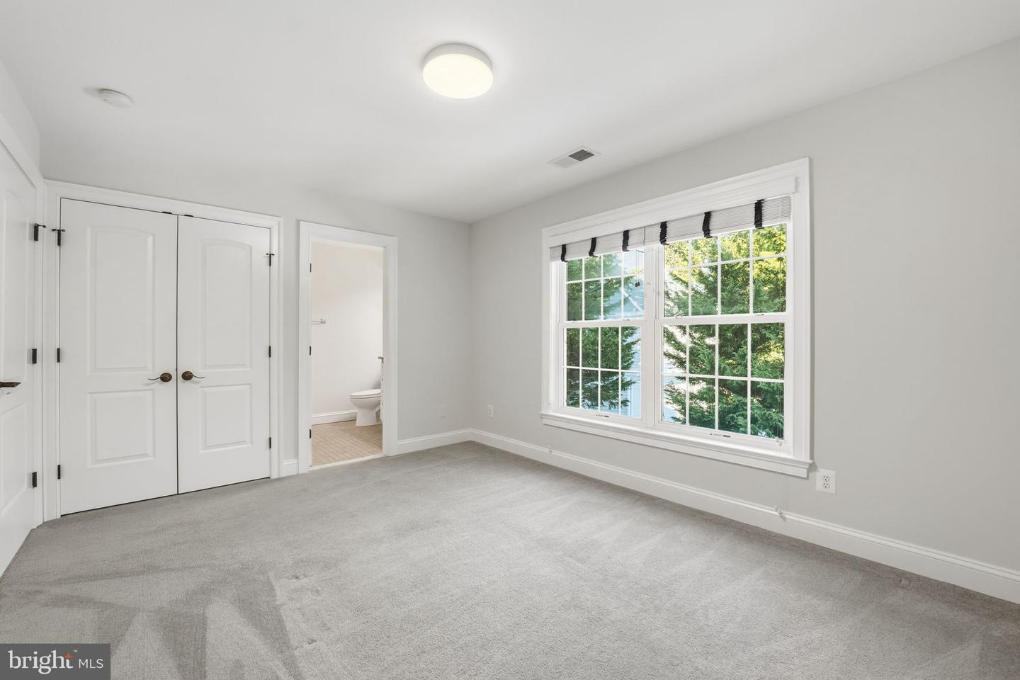 2905 HIBBARD ST, OAKTON, Virginia 22124, 5 Bedrooms Bedrooms, ,4 BathroomsBathrooms,Residential,For sale,2905 HIBBARD ST,VAFX2287490 MLS # VAFX2287490