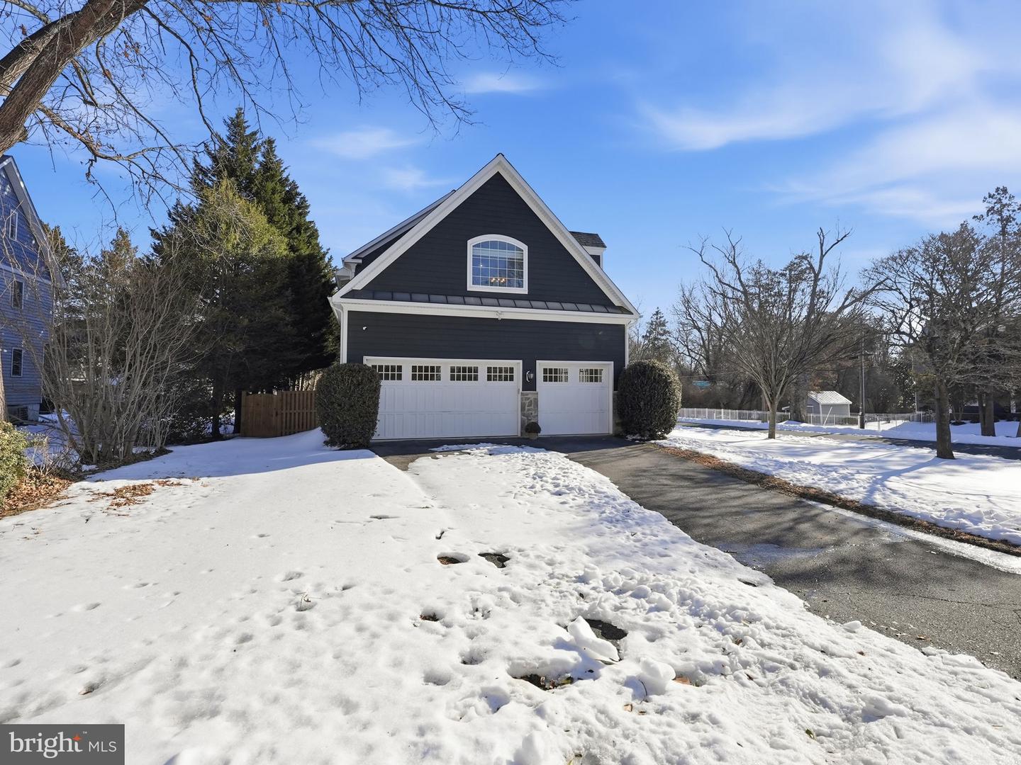 2905 HIBBARD ST, OAKTON, Virginia 22124, 5 Bedrooms Bedrooms, ,4 BathroomsBathrooms,Residential,For sale,2905 HIBBARD ST,VAFX2287490 MLS # VAFX2287490