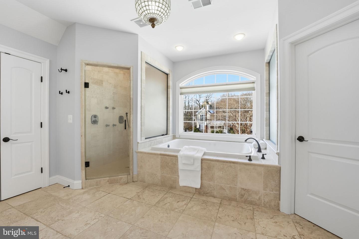 2905 HIBBARD ST, OAKTON, Virginia 22124, 5 Bedrooms Bedrooms, ,4 BathroomsBathrooms,Residential,For sale,2905 HIBBARD ST,VAFX2287490 MLS # VAFX2287490