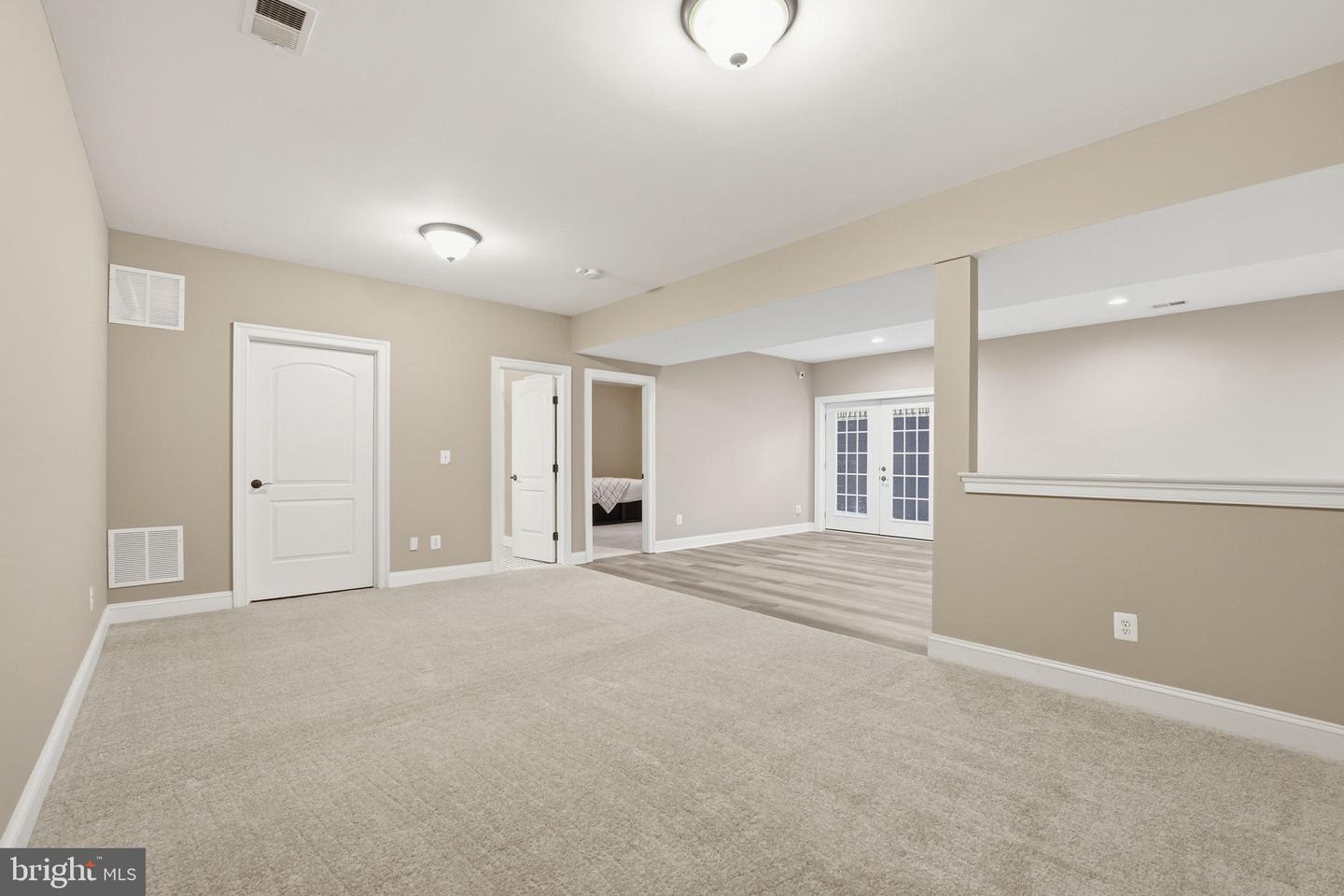 2905 HIBBARD ST, OAKTON, Virginia 22124, 5 Bedrooms Bedrooms, ,4 BathroomsBathrooms,Residential,For sale,2905 HIBBARD ST,VAFX2287490 MLS # VAFX2287490