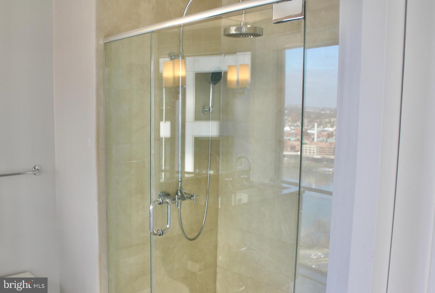 1111 19TH ST N #2705, ARLINGTON, Virginia 22209, 2 Bedrooms Bedrooms, 2 Rooms Rooms,2 BathroomsBathrooms,Residential,For sale,1111 19TH ST N #2705,VAAR2068180 MLS # VAAR2068180