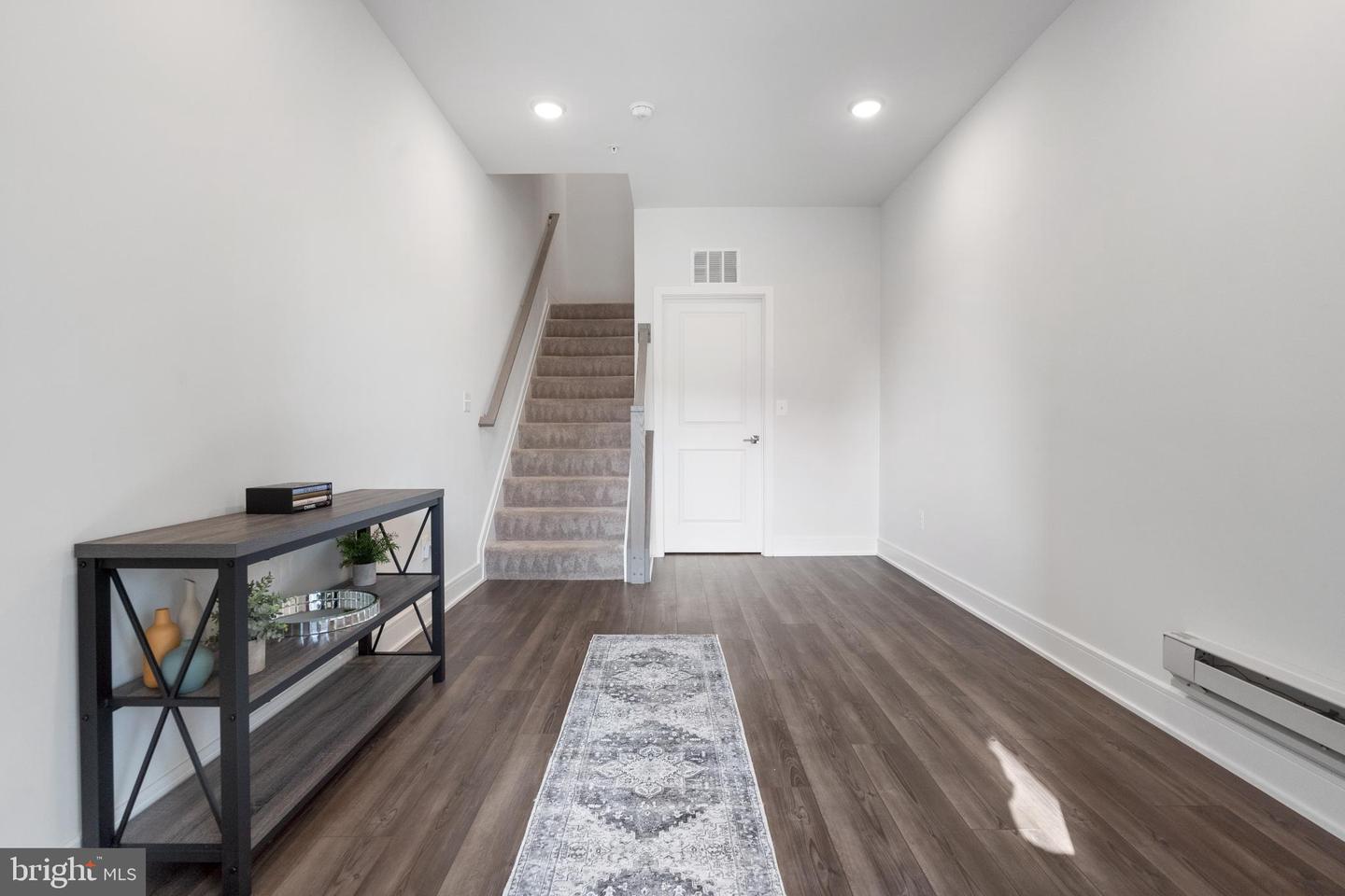 43376 FARRINGDON SQ, BROADLANDS, Virginia 20148, 3 Bedrooms Bedrooms, ,2 BathroomsBathrooms,Residential,For sale,43376 FARRINGDON SQ,VALO2114726 MLS # VALO2114726