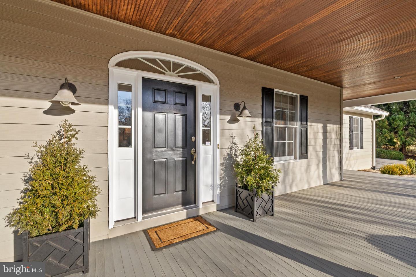 23650 GRASTY PL, MIDDLEBURG, Virginia 20117, 4 Bedrooms Bedrooms, ,4 BathroomsBathrooms,Residential,For sale,23650 GRASTY PL,VALO2114762 MLS # VALO2114762