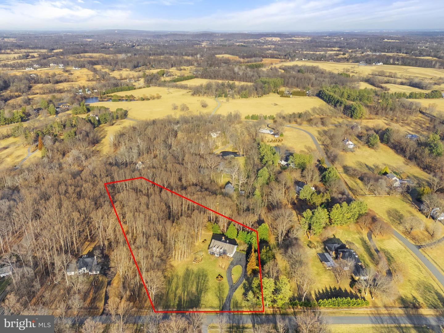 23650 GRASTY PL, MIDDLEBURG, Virginia 20117, 4 Bedrooms Bedrooms, ,4 BathroomsBathrooms,Residential,For sale,23650 GRASTY PL,VALO2114762 MLS # VALO2114762