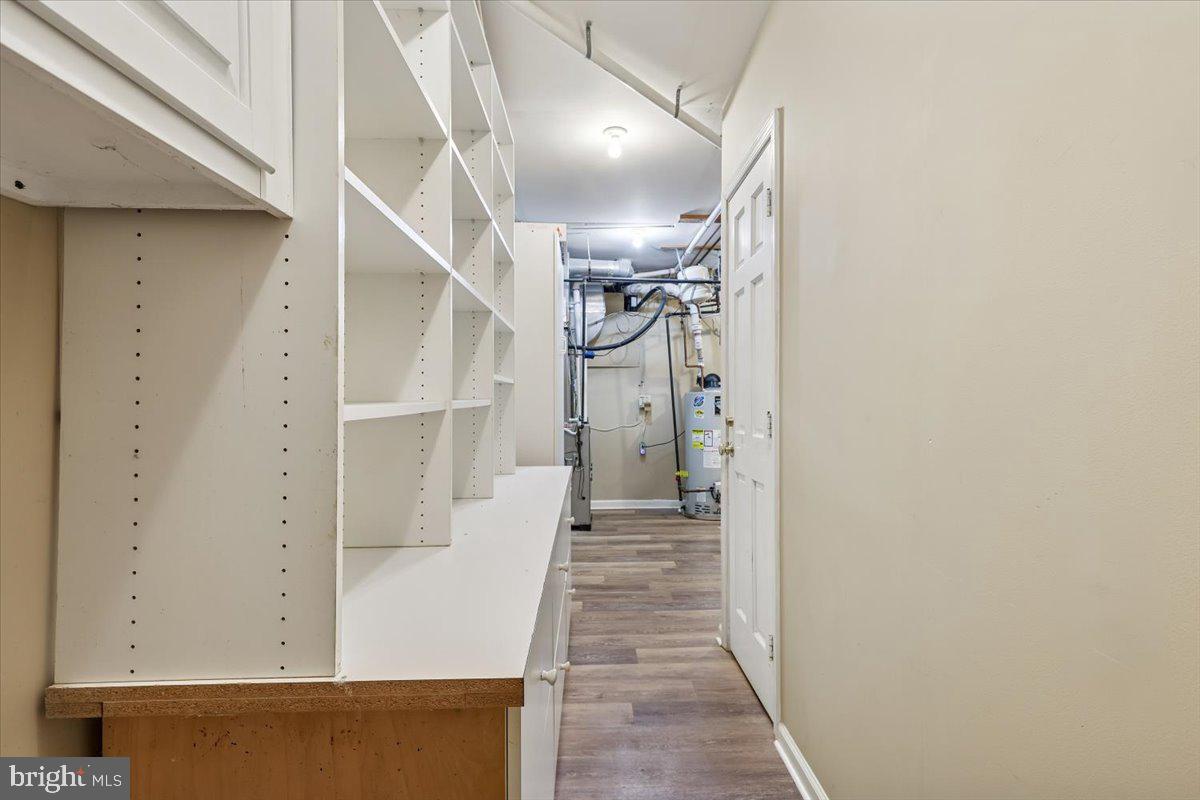 9896 PALACE GREEN WAY, VIENNA, Virginia 22181, 4 Bedrooms Bedrooms, ,3 BathroomsBathrooms,Residential,For sale,9896 PALACE GREEN WAY,VAFX2287770 MLS # VAFX2287770