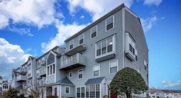 11712 TOLSON PL #304, WOODBRIDGE, Virginia 22192, 2 Bedrooms Bedrooms, 8 Rooms Rooms,2 BathroomsBathrooms,Residential,For sale,11712 TOLSON PL #304,VAPW2111412 MLS # VAPW2111412