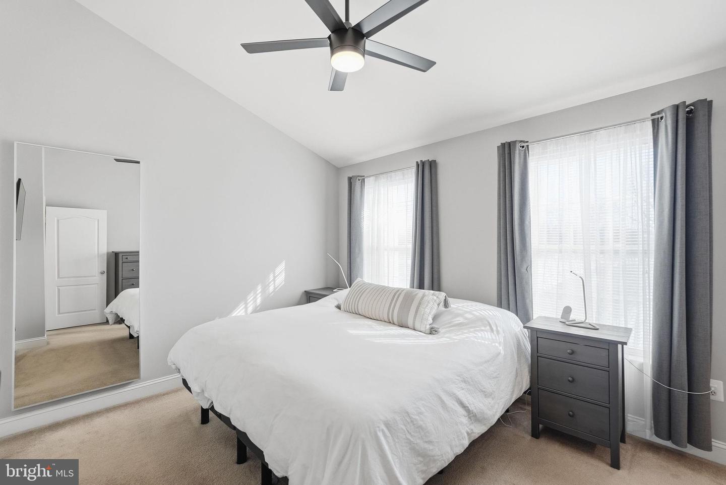 5027 POTOMAC HIGHLANDS CIR, TRIANGLE, Virginia 22172, 3 Bedrooms Bedrooms, 10 Rooms Rooms,2 BathroomsBathrooms,Residential,For sale,5027 POTOMAC HIGHLANDS CIR,VAPW2111446 MLS # VAPW2111446